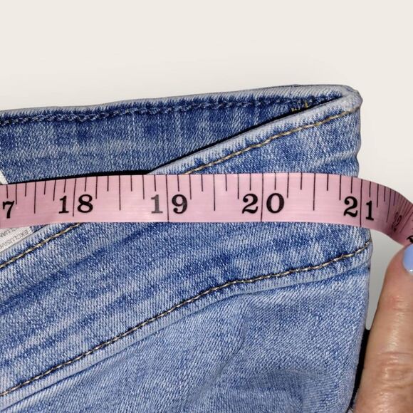 Levis Signature Womens Jean Sz 42" High Waist Cropped Retro Faded Midrise Preppy - Picture 6 of 8